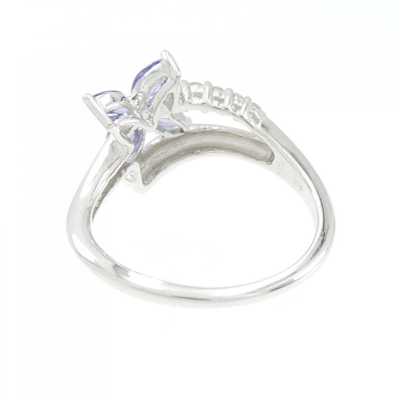 K18WG フラワー タンザナイト リング 0.70CT