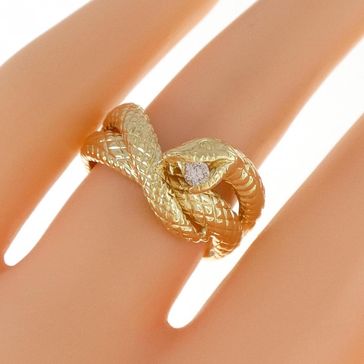 K18YG snake Diamond ring 0.08CT