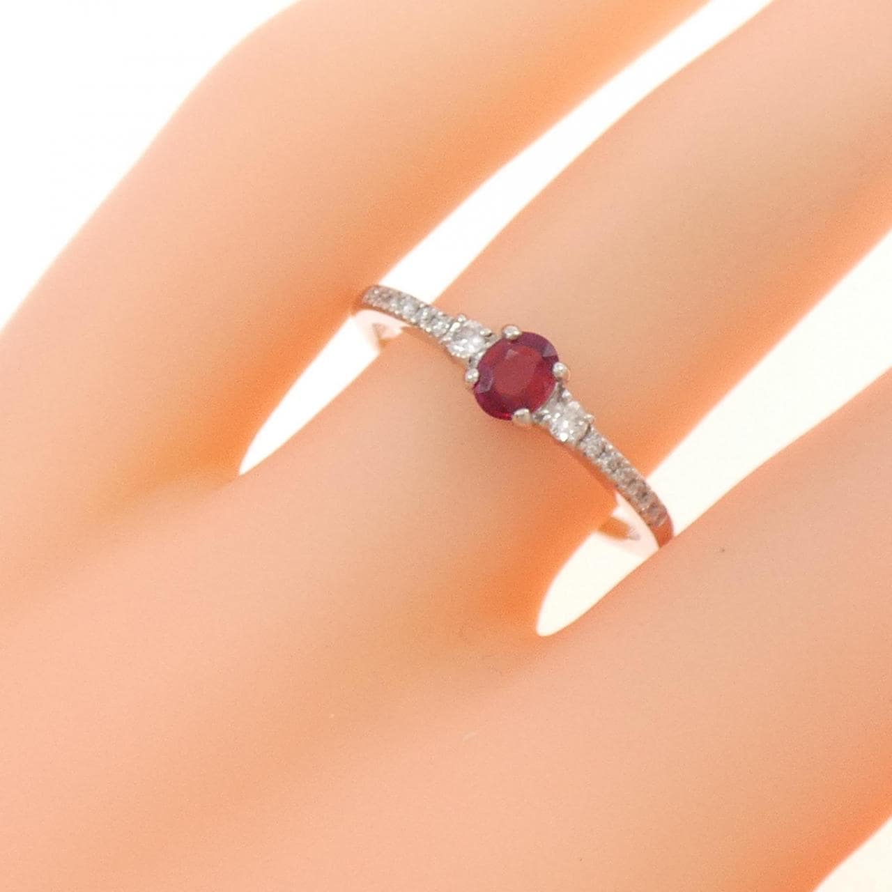 【新品】PT ルビー リング 0.25CT