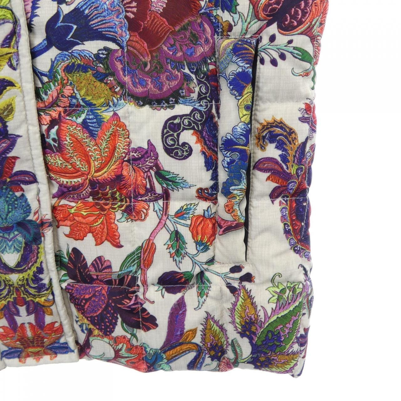 ジャストカバリ JUST CAVALLI ダウンベスト