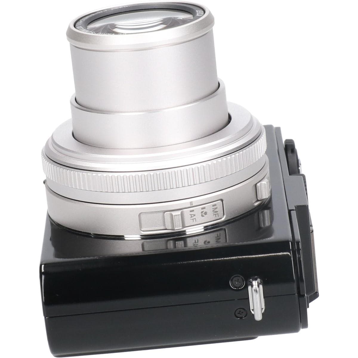 Ｄ－ＬＵＸ６　ＥＤＩＴＩＯＮ　１００