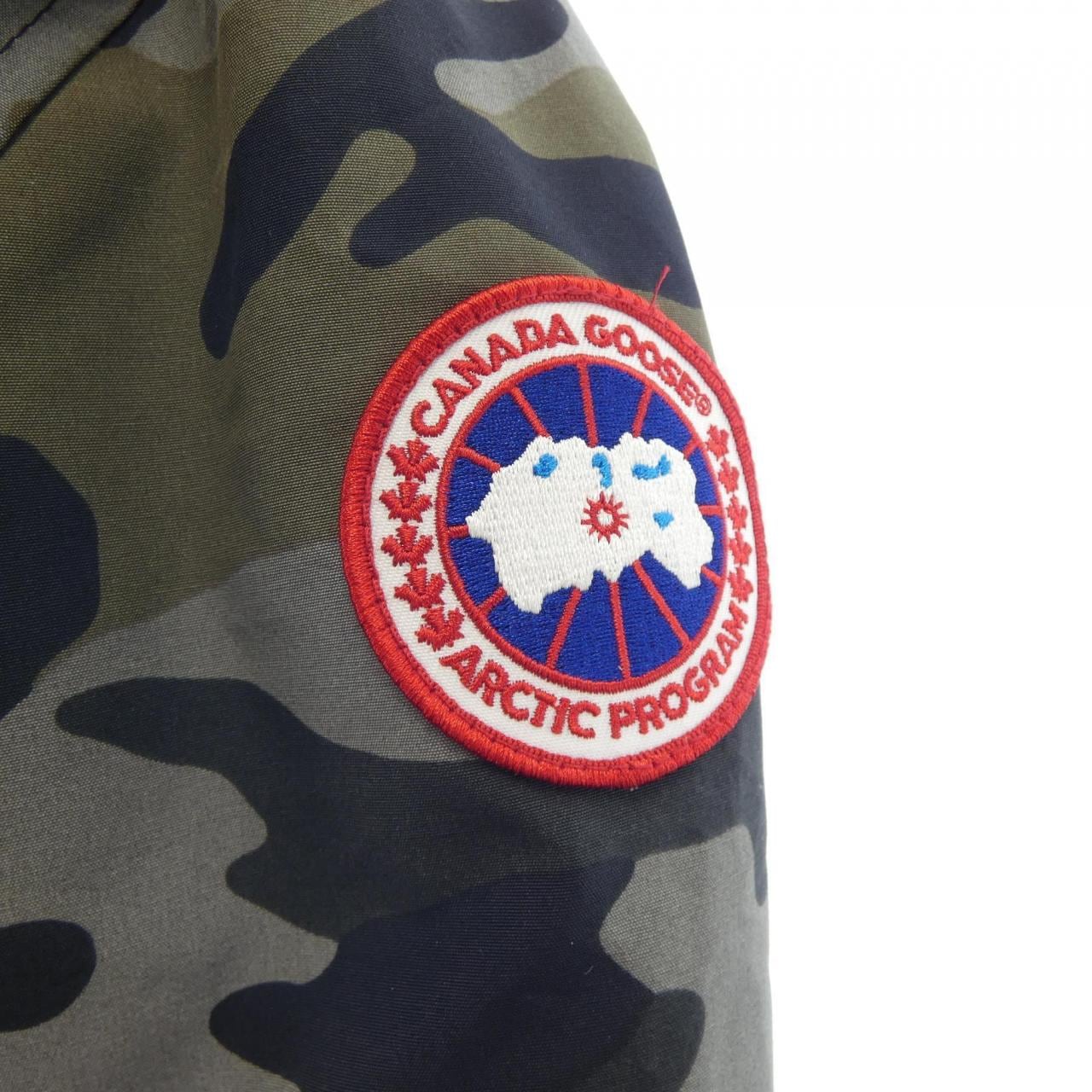 カナダグース CANADA GOOSE ダウンジャケット