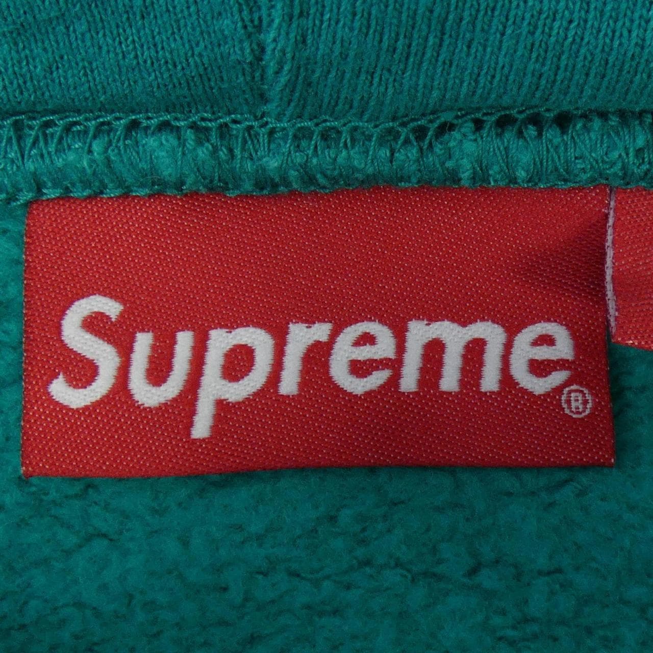 シュプリーム SUPREME パーカー