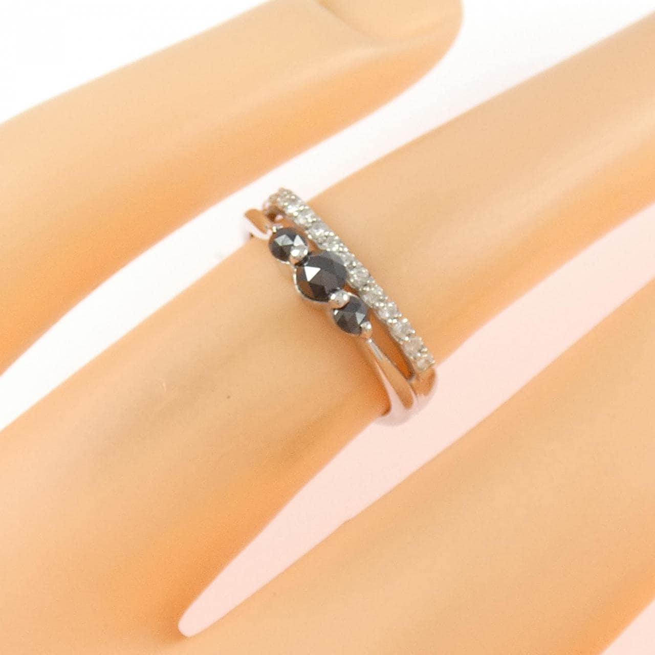 K10WG ダイヤモンド リング 0.30CT