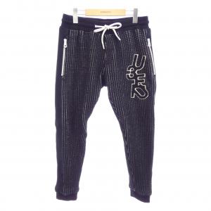 ウノピュウノウグァーレトレ 1 piu 1 uguale 3 パンツ