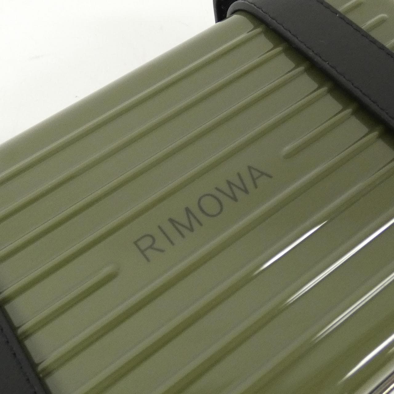 RIMOWA PERSONAL 890 11 shoulder bag