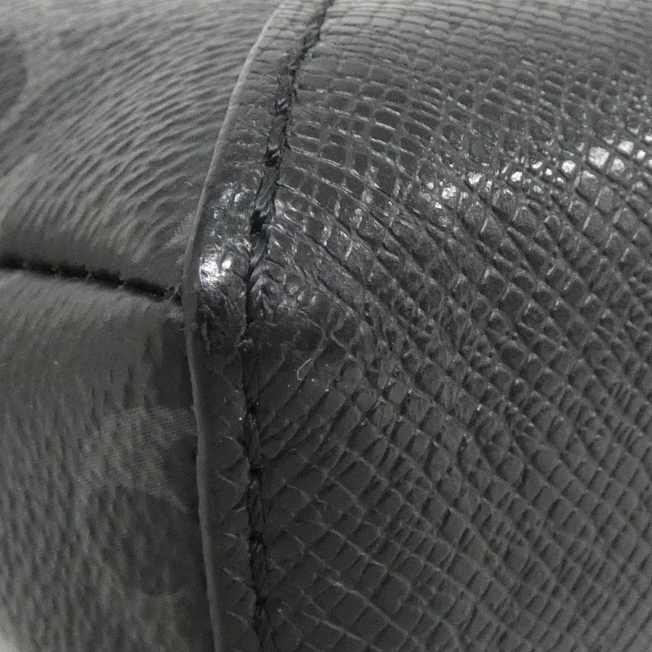 ルイヴィトン タイガ ラマ デュオ スリングバッグ M30936 ショルダーバッグ