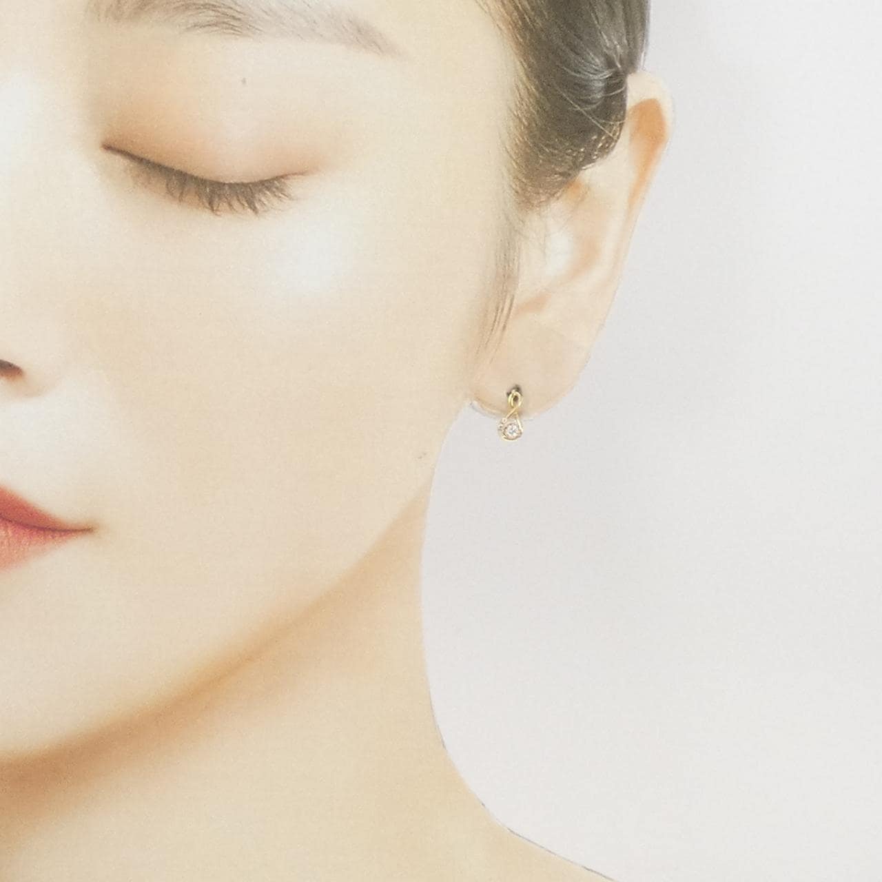 K18YG钻石耳环单耳