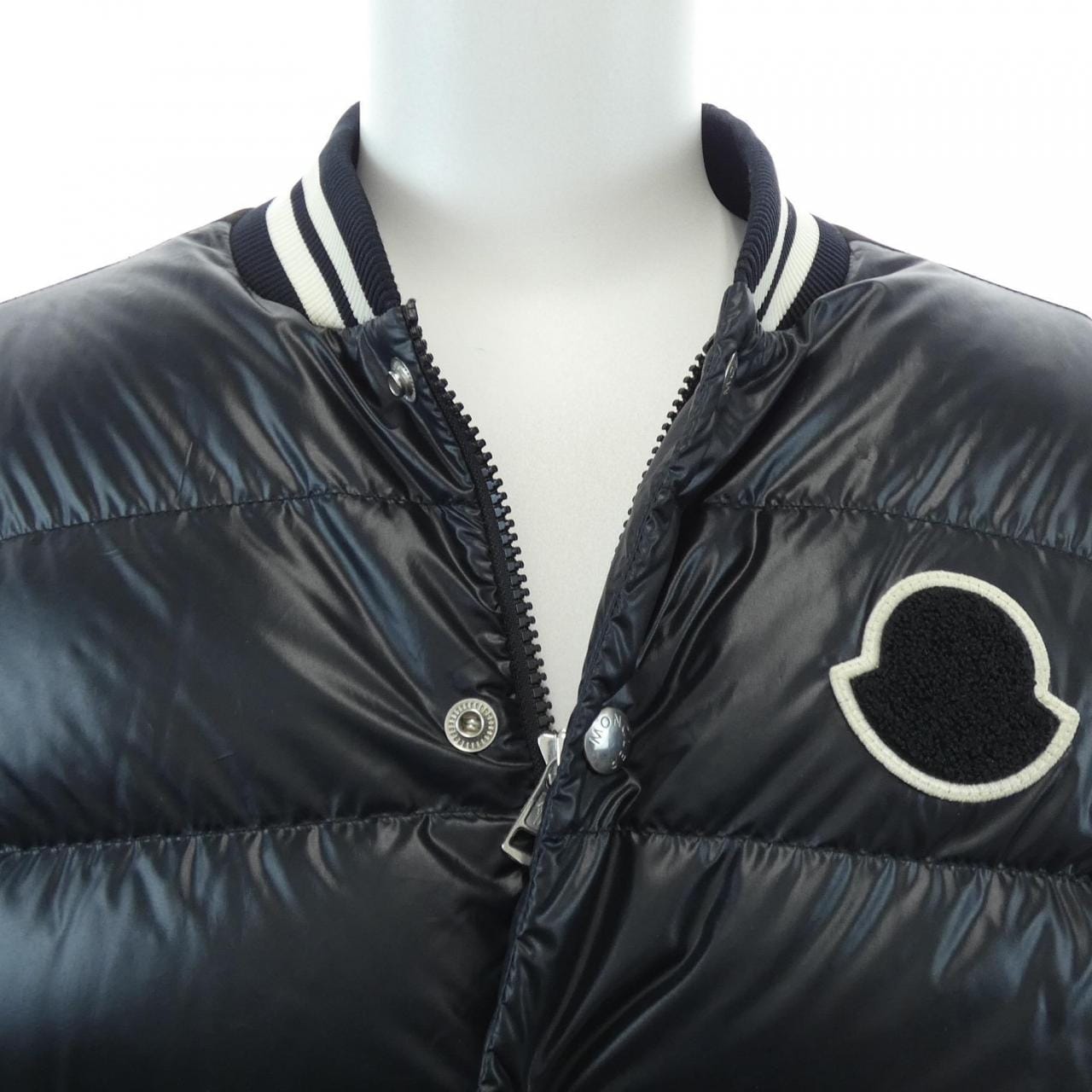 モンクレール MONCLER TORILIS ダウンジャケット