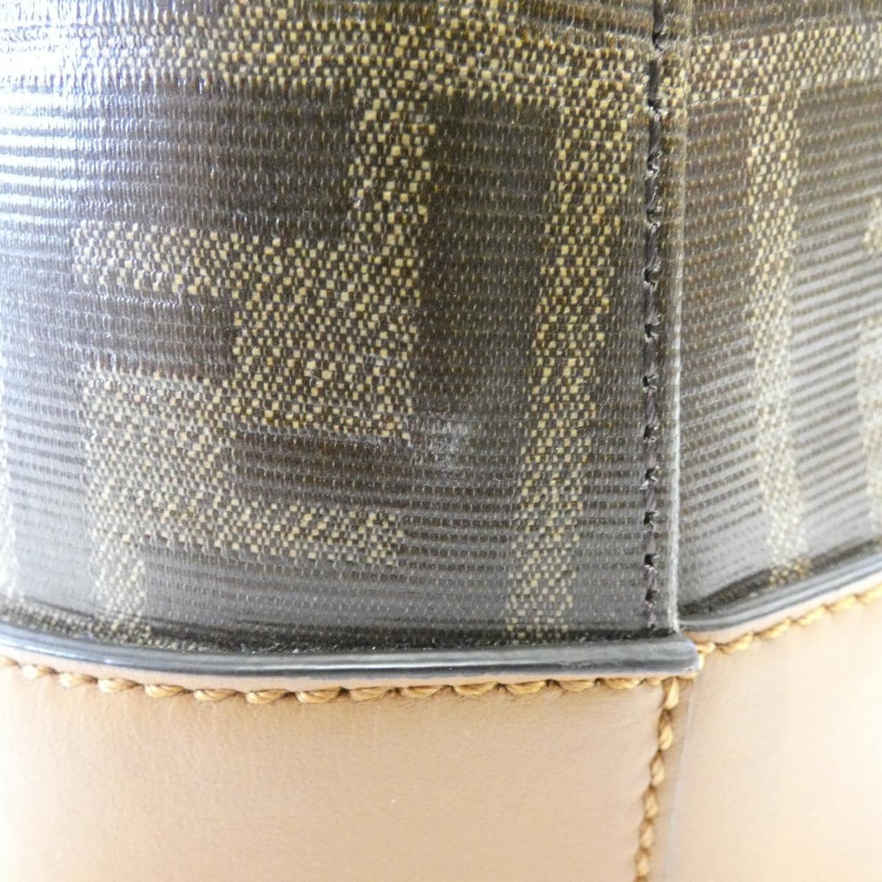 フェンディ 8BH348 A5K4 バッグ