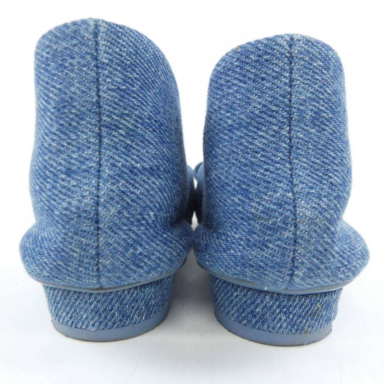 サルヴァトーレフェラガモ SALVATORE FERRAGAMO フラットシューズ