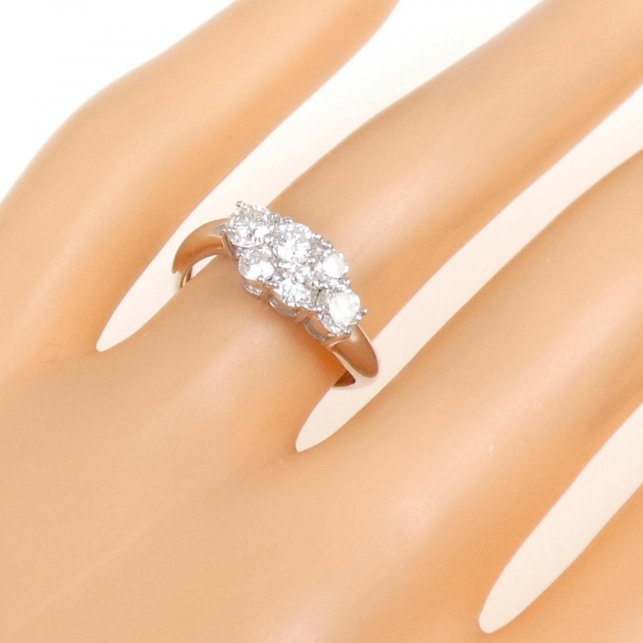 PT900 ダイヤモンド リング 1.00CT