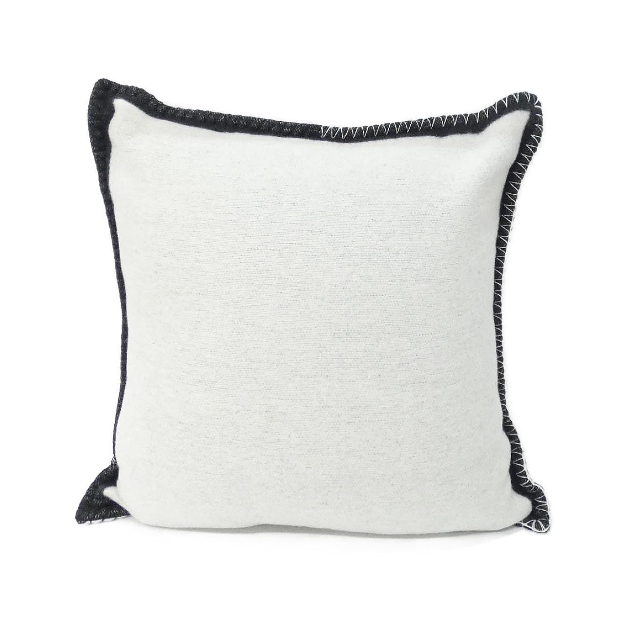 シャネル クッション