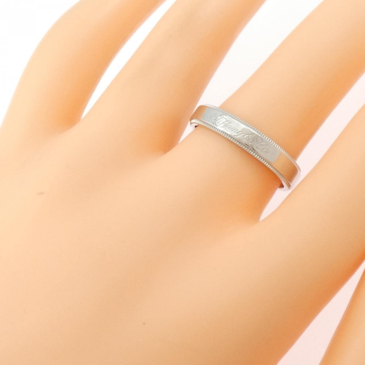 ティファニー ノーツ ミルグレイン エッジ リング