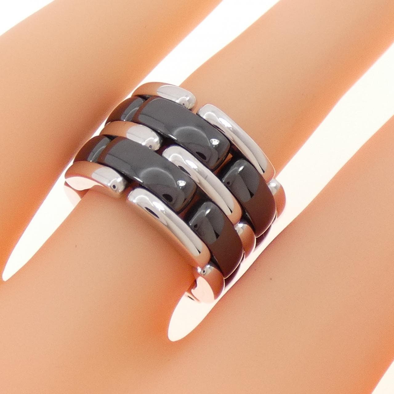 CHANEL Ultra系列大号戒指