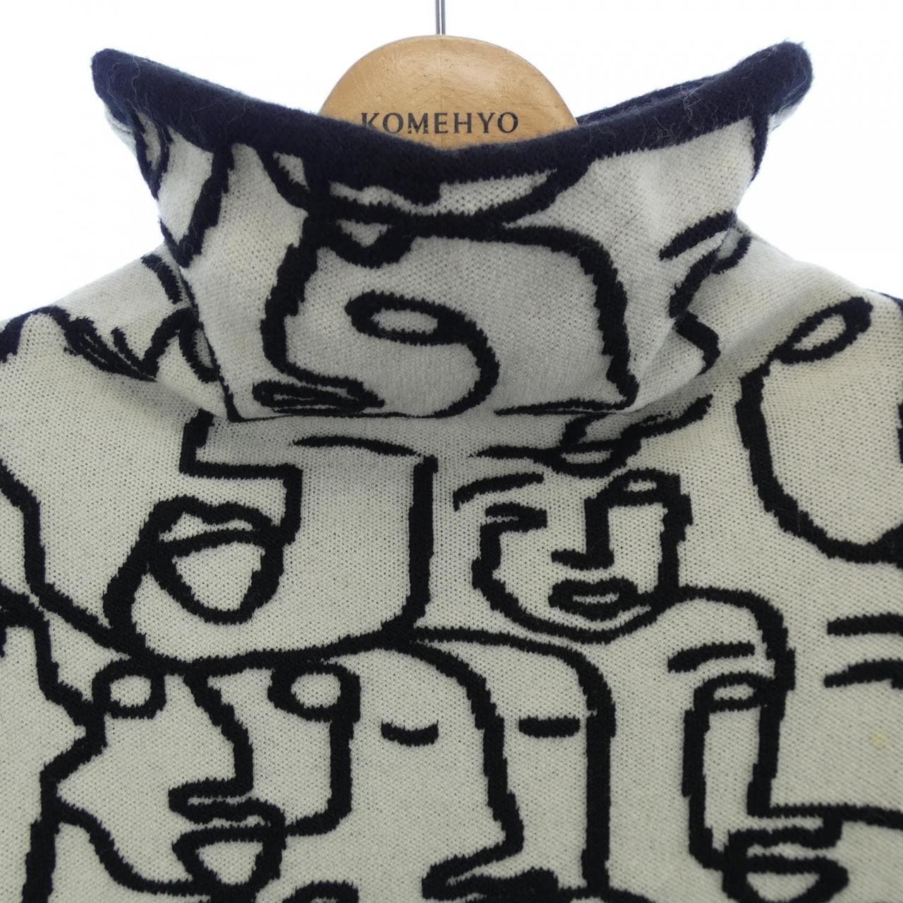 リビアナコンティ LIVIANA CONTI 22A-F2W0096 ニット