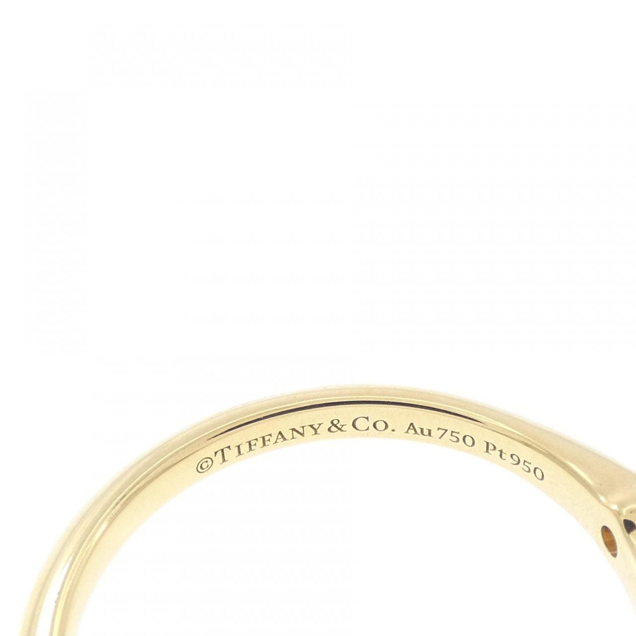 ティファニー クラシックソリティア リング 0.24CT