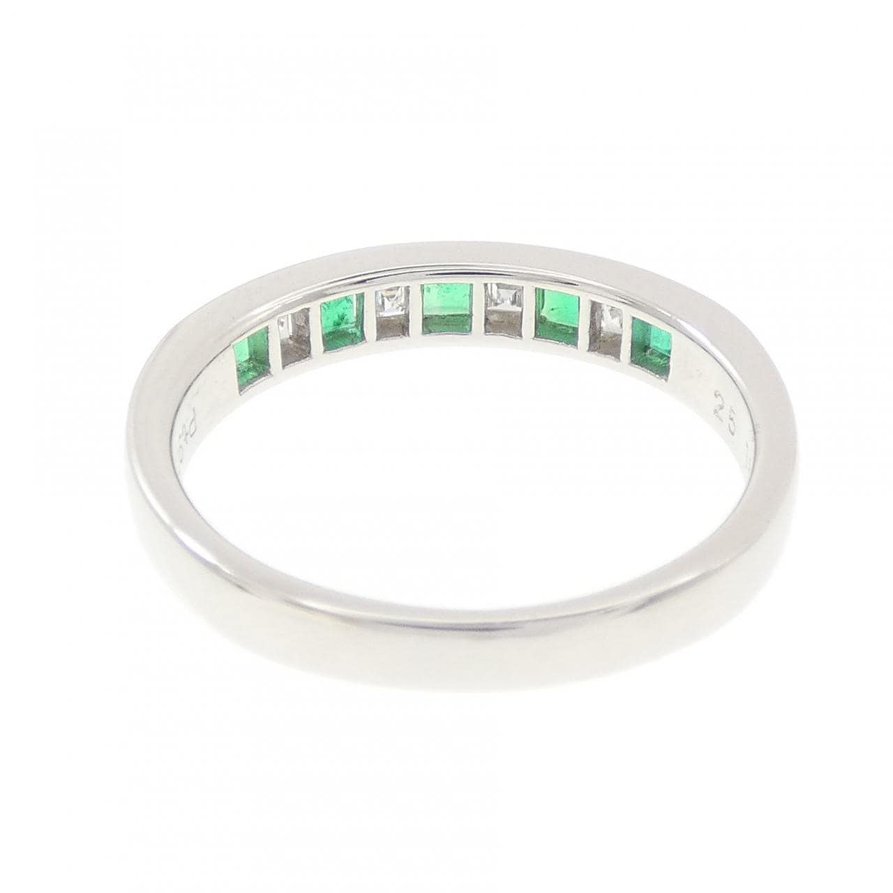 PT900 エメラルド リング 0.18CT