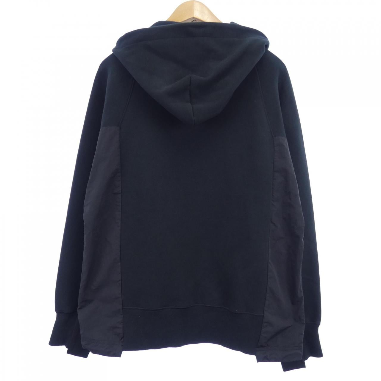 ナイキサカイ NIKE×SACAI CZ4695-010 パーカー