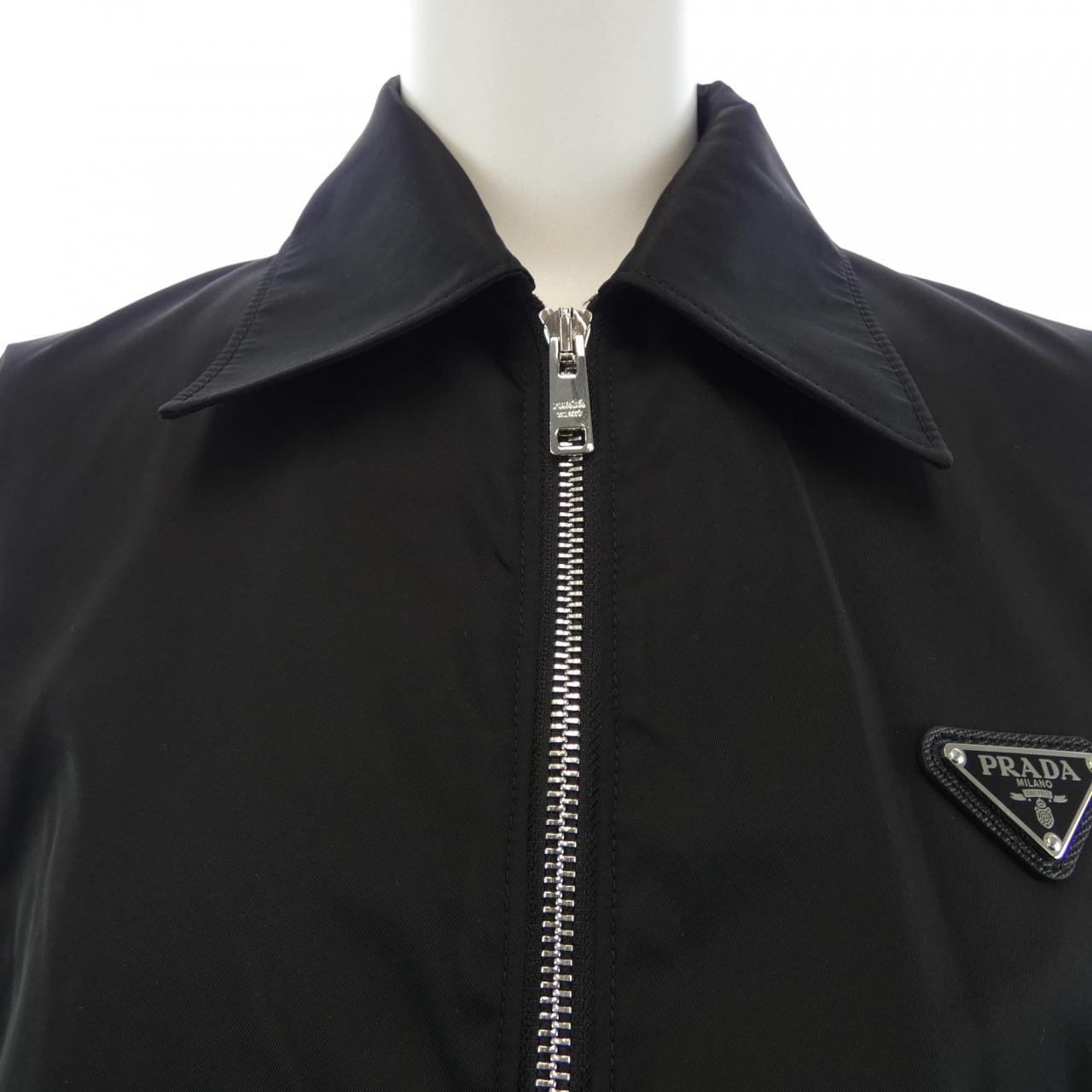 プラダ PRADA トライアングルロゴ クロップドブルゾンジャケット 292101 S231 1WQ8 ブルゾン