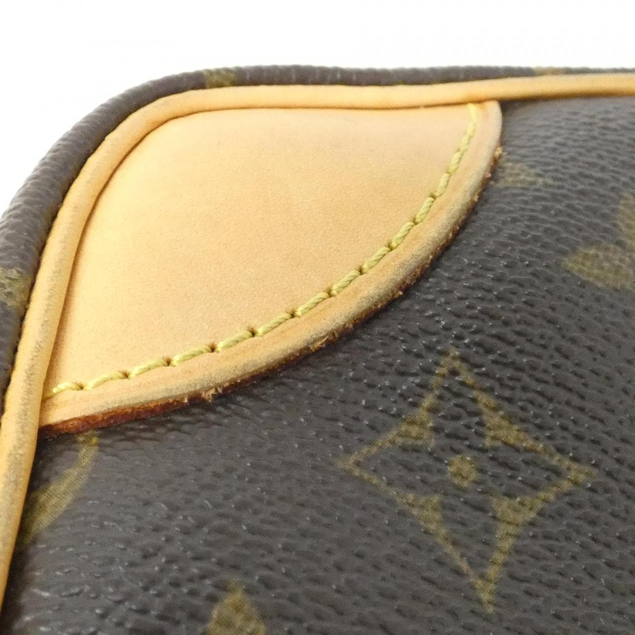 ルイヴィトン モノグラム アマゾン M45236 ショルダーバッグ