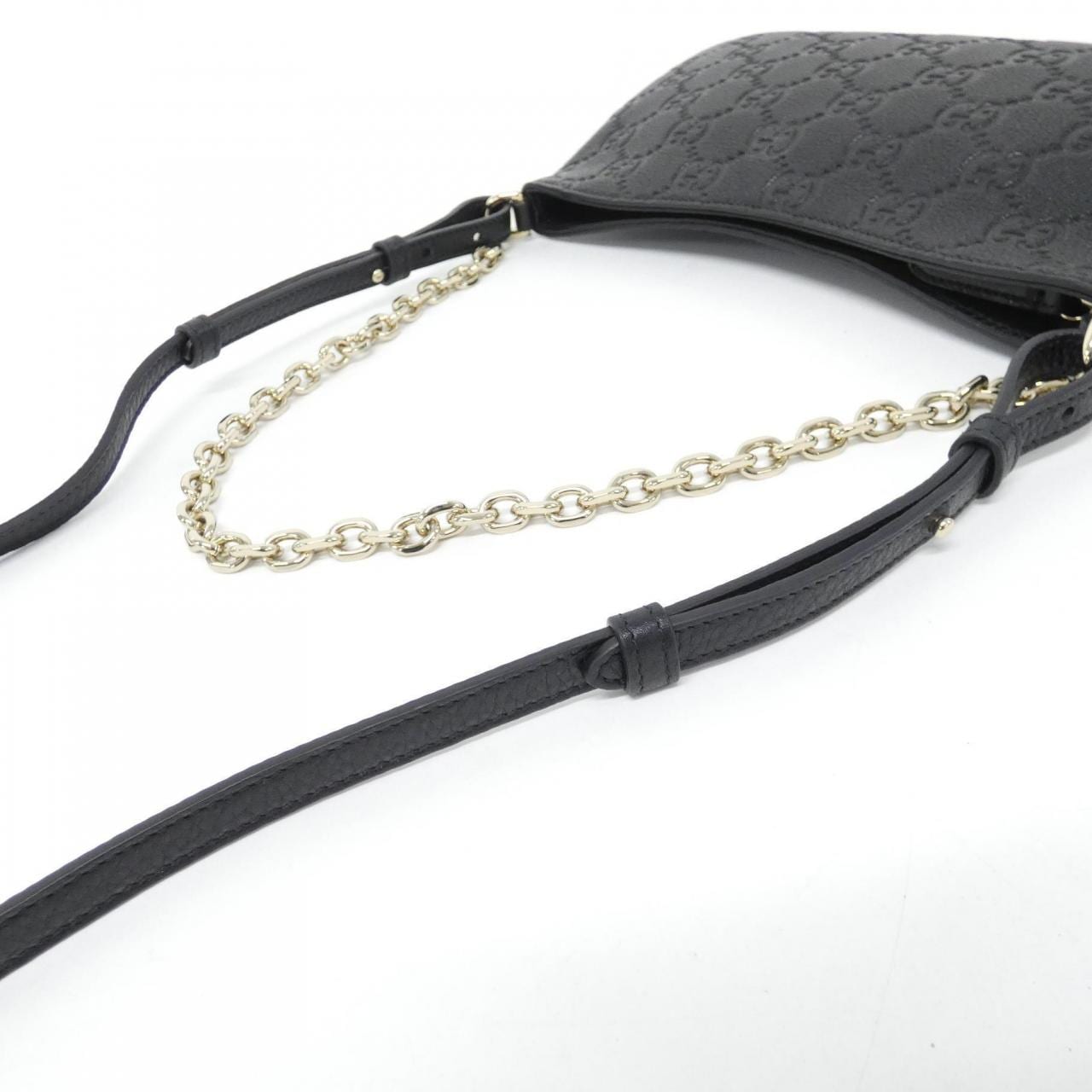 グッチ GG EMBLEM 815277 AAEEM ショルダーバッグ