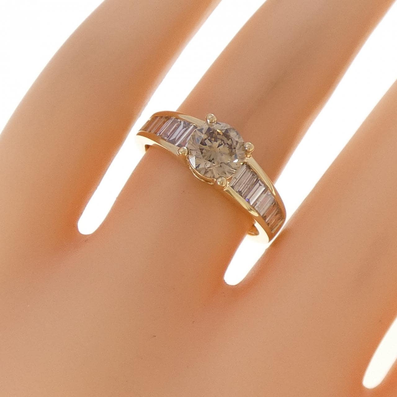 ジーエスティービー ダイヤモンド リング 1.00CT