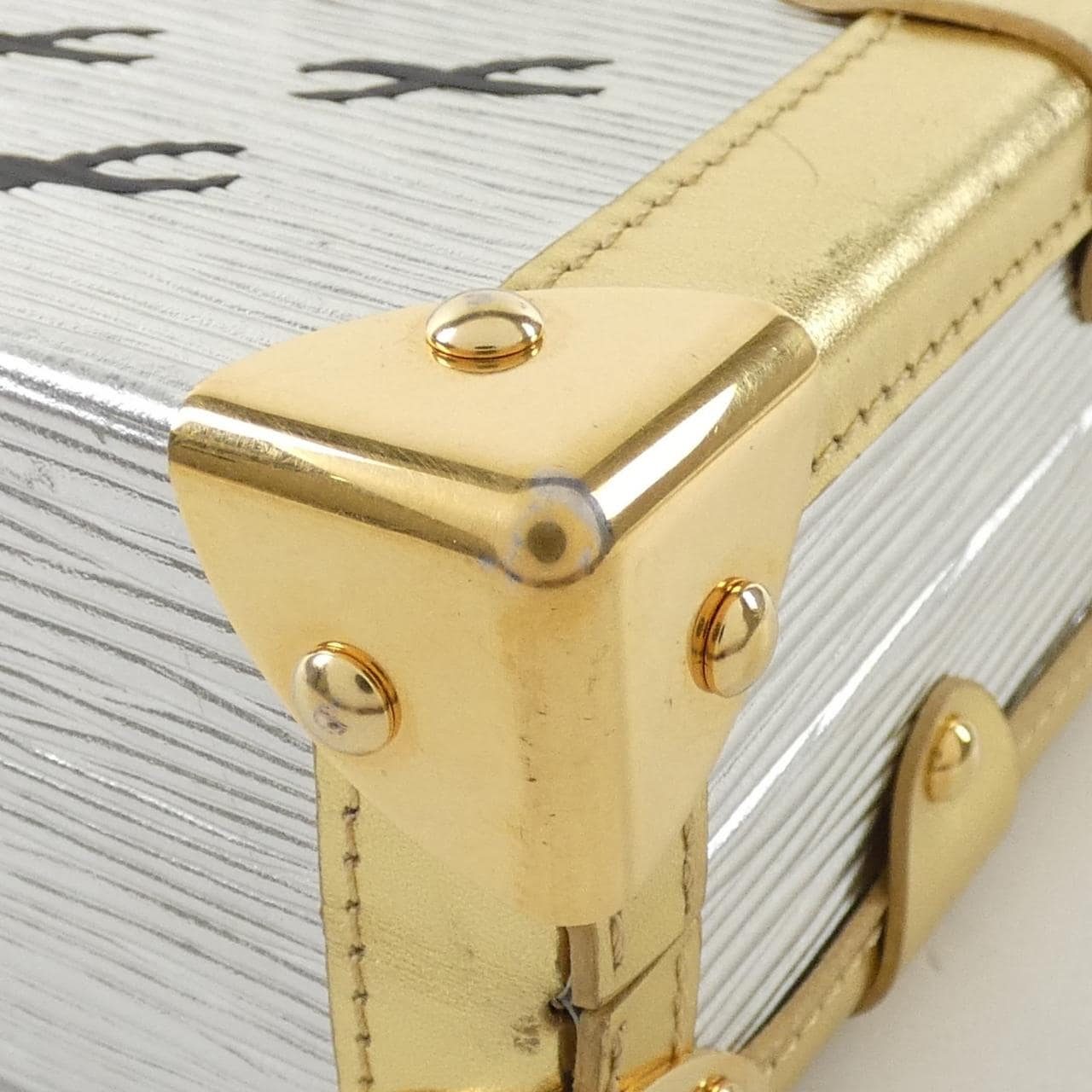 ルイヴィトン メタリック エピ プティット マル M54653 ショルダーバッグ