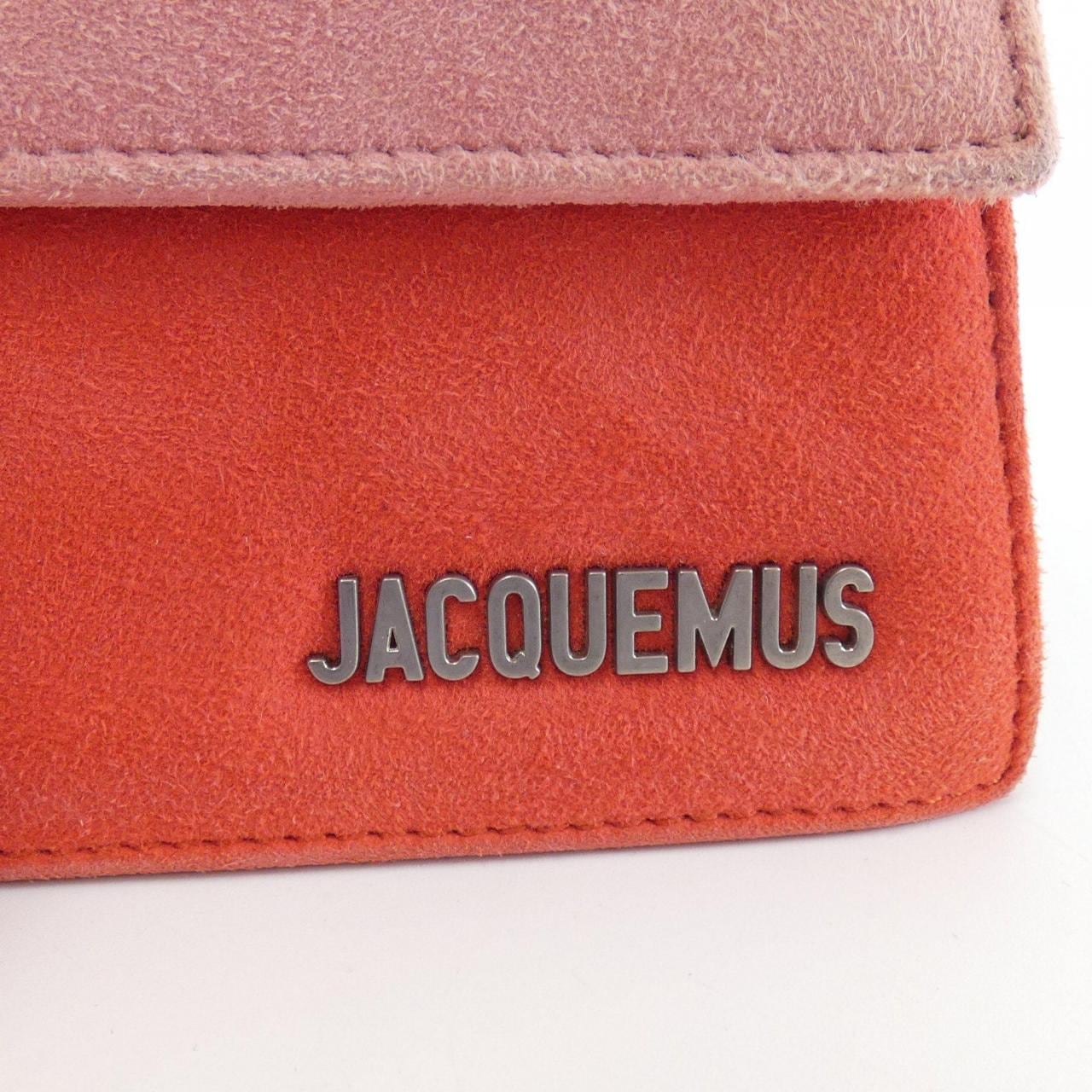 JACQUEMUS包