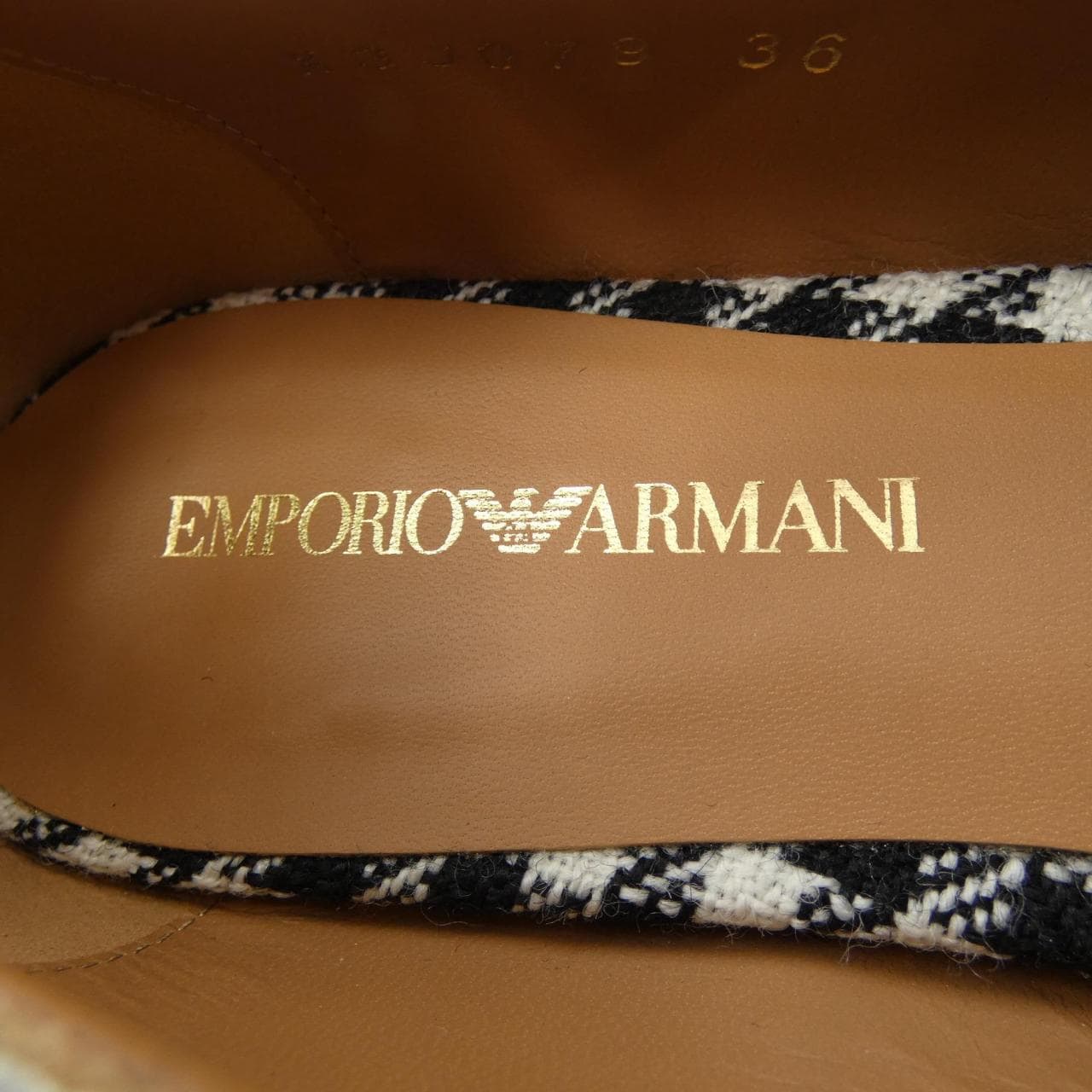 エンポリオアルマーニ EMPORIO ARMANI パンプス