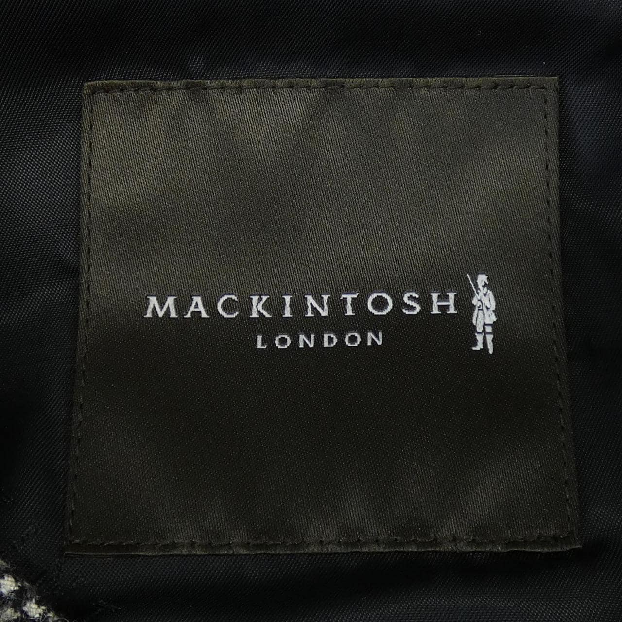 麦金塔伦敦MACKINTOSH LONDON羽绒背心