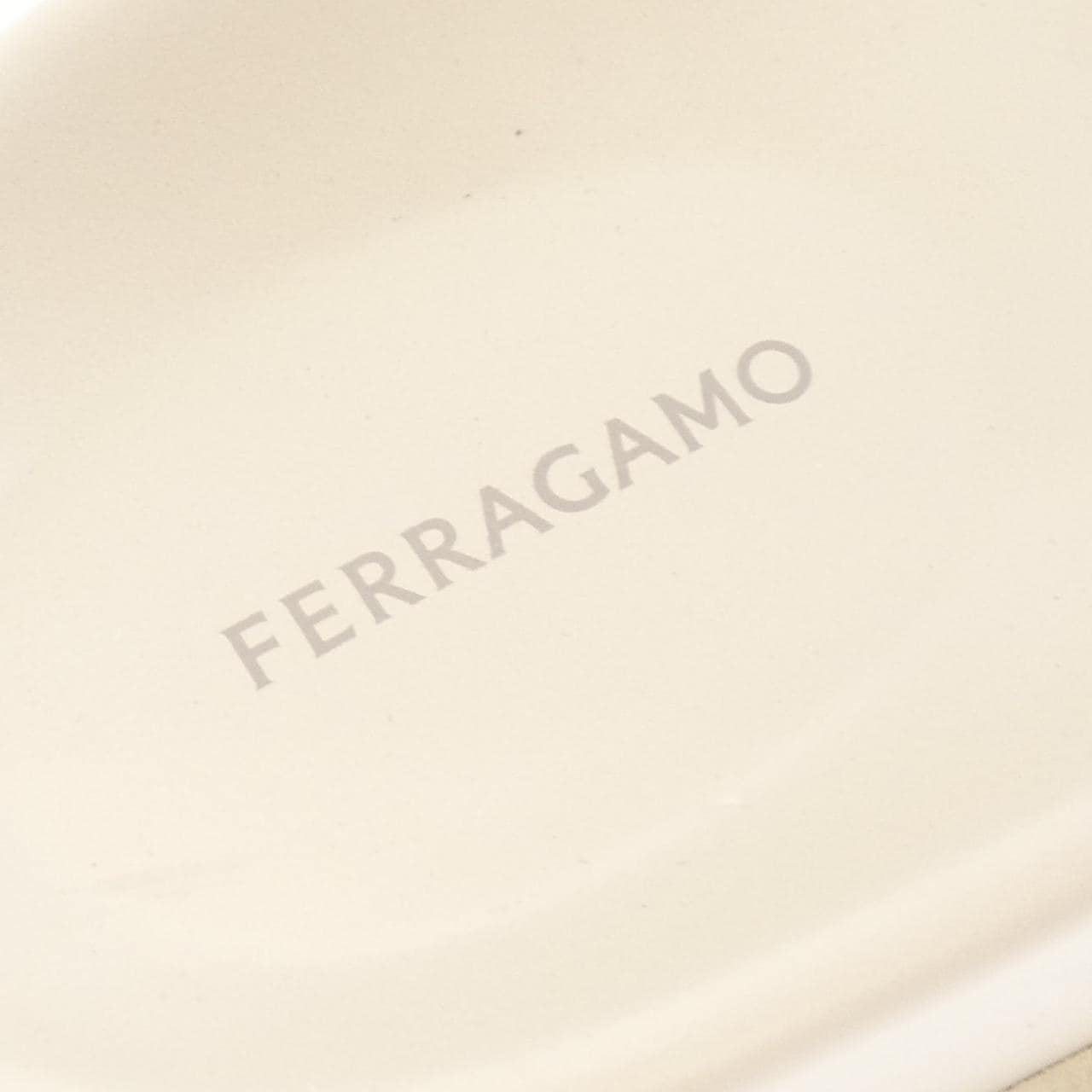 フェラガモ FERRAGAMO サンダル