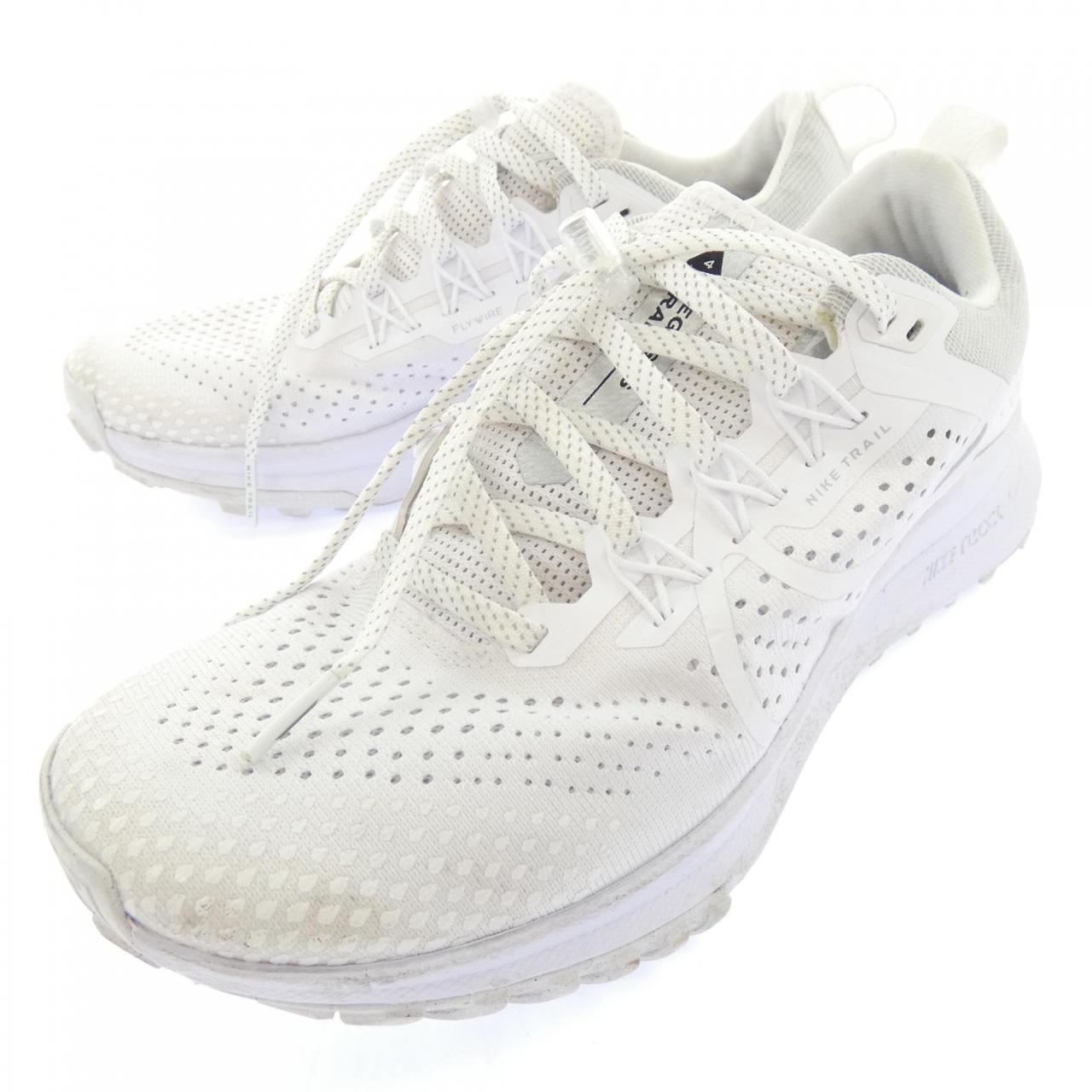 ナイキ NIKE FB5057-900 スニーカー