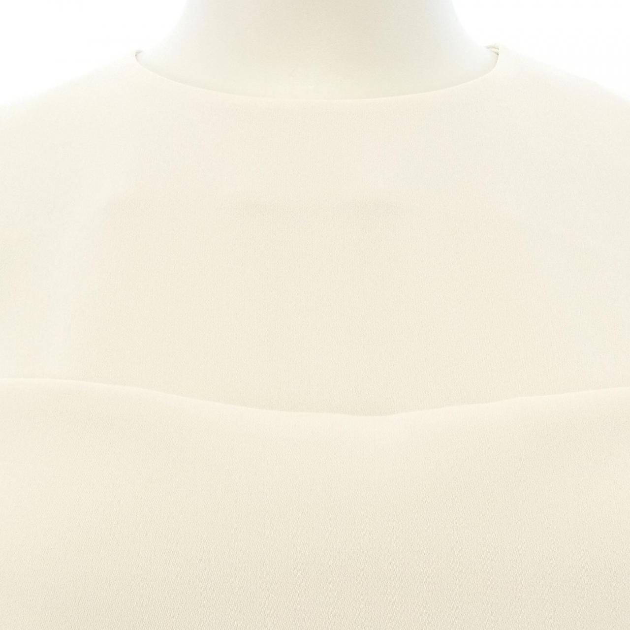 ハイク HYKE トップス