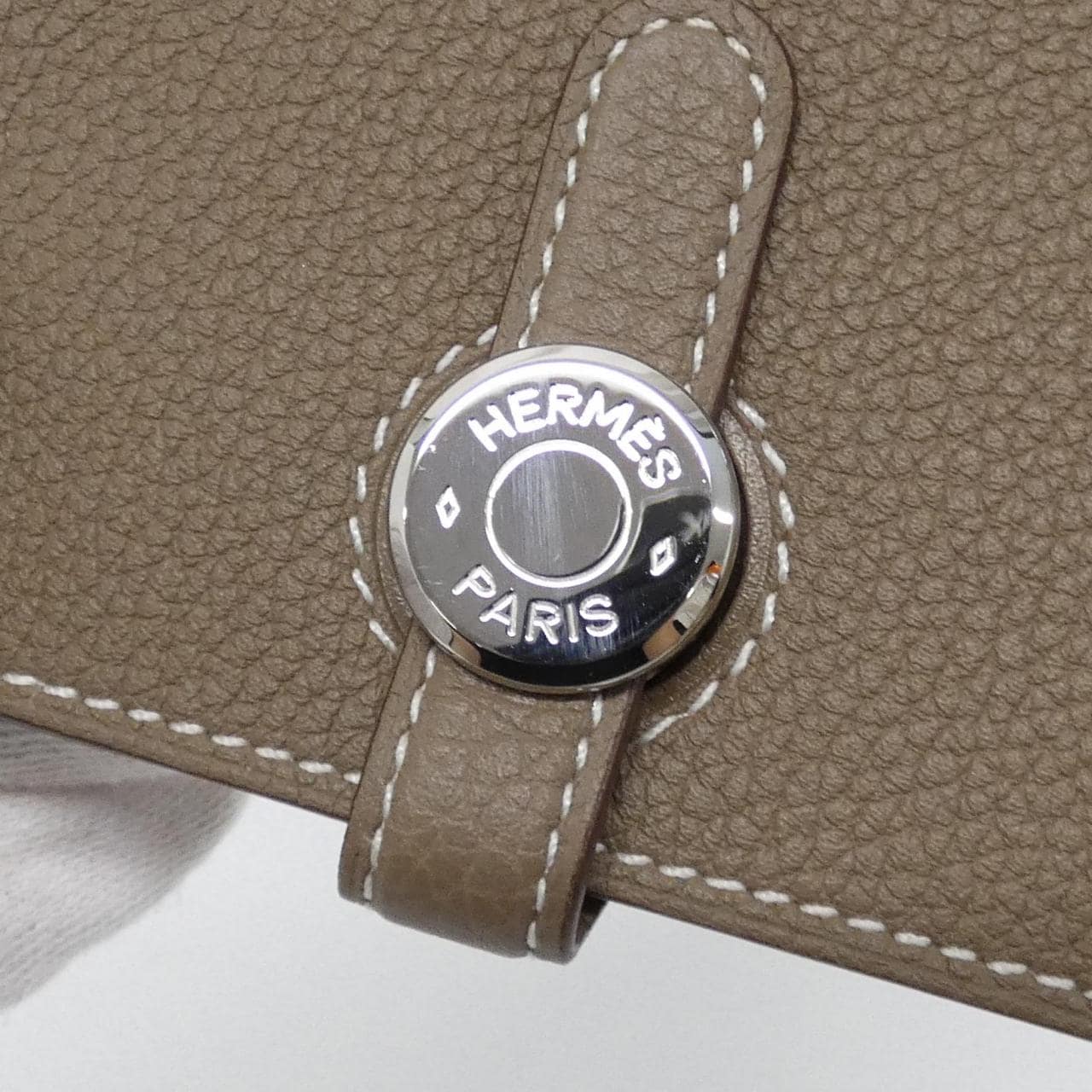 エルメス ドゴン コンパクト 043072CK 財布