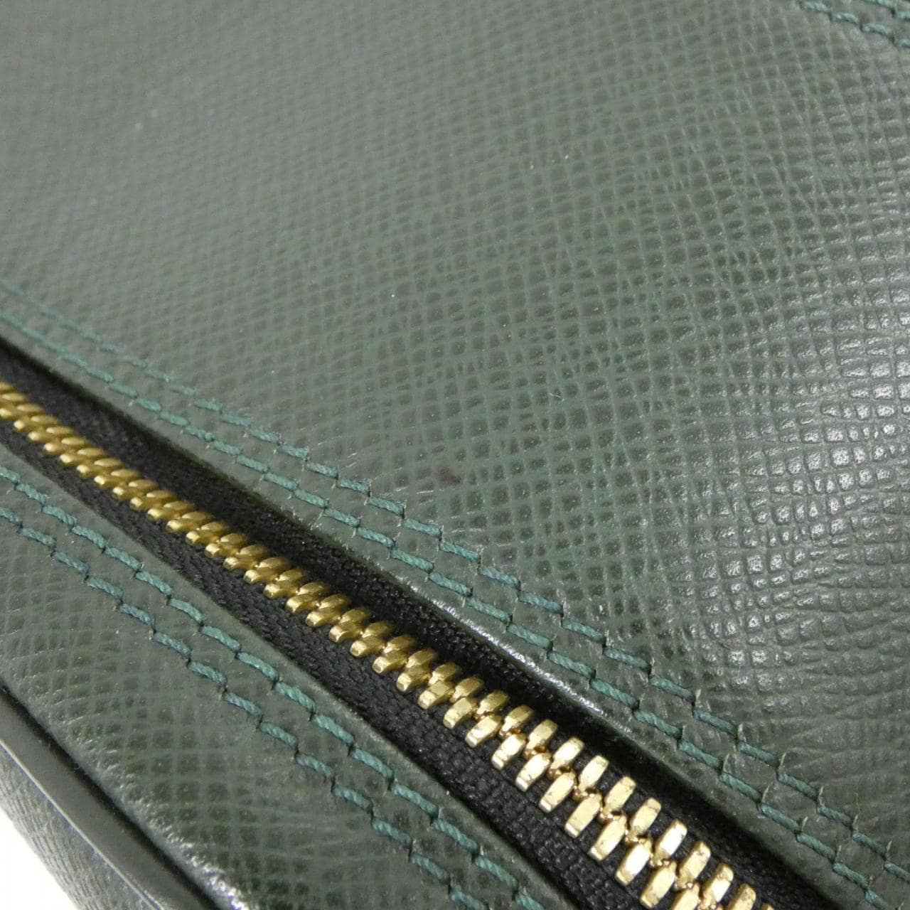 ルイヴィトン タイガ リポーター 28cm M30154 ショルダーバッグ