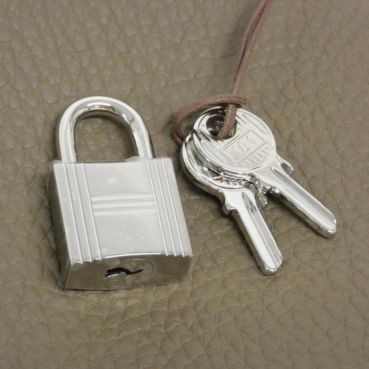 エルメス ピコタン ロック PM 056289CK バッグ