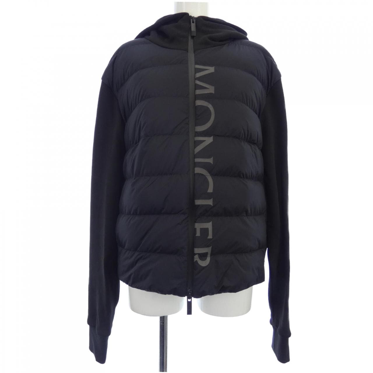 【新品】モンクレール MONCLER ダウンジャケット