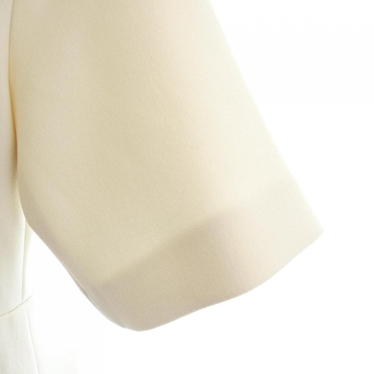 SOMEONE PRECIOUS 14289-010 ワンピース