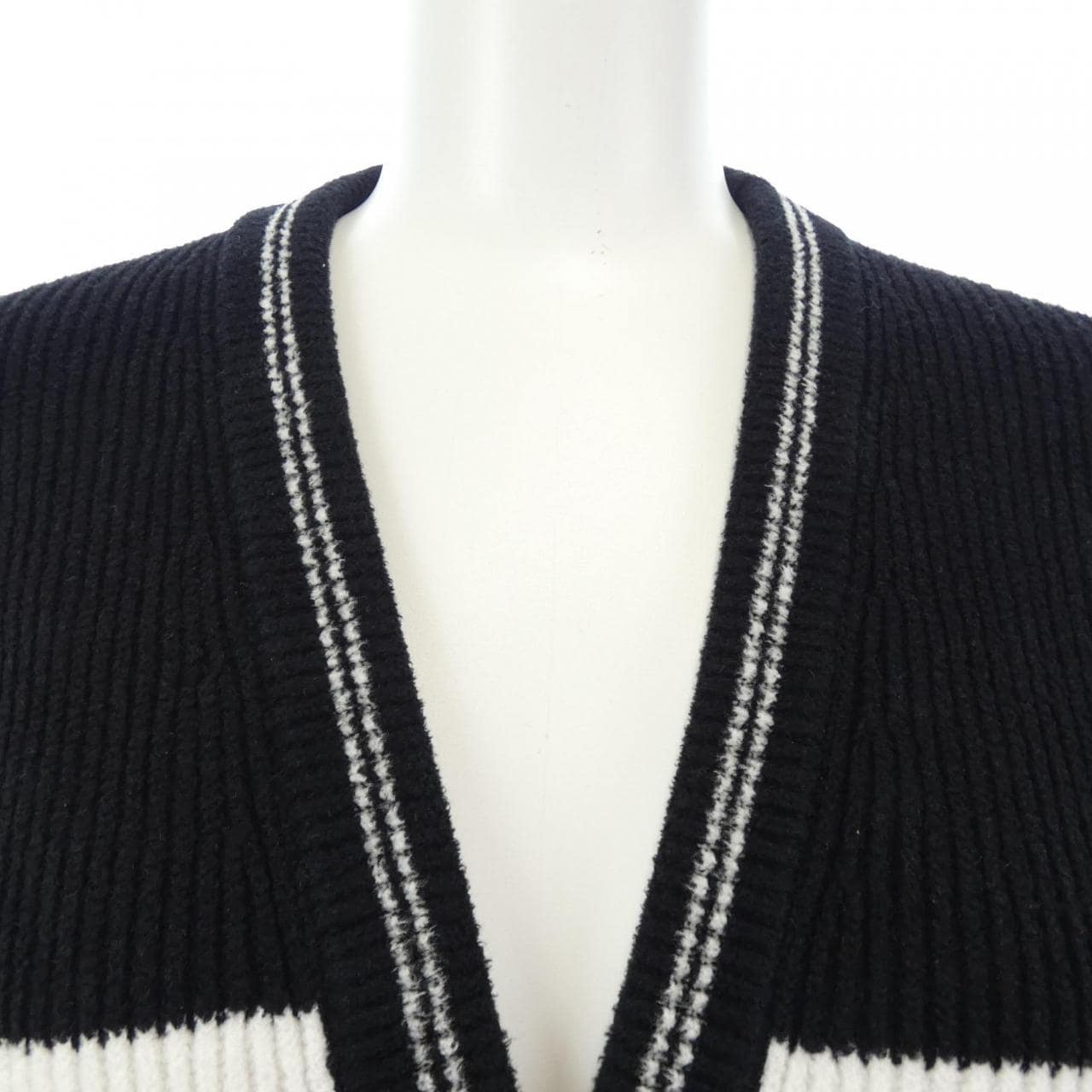 CHANEL CHANEL Cardigan