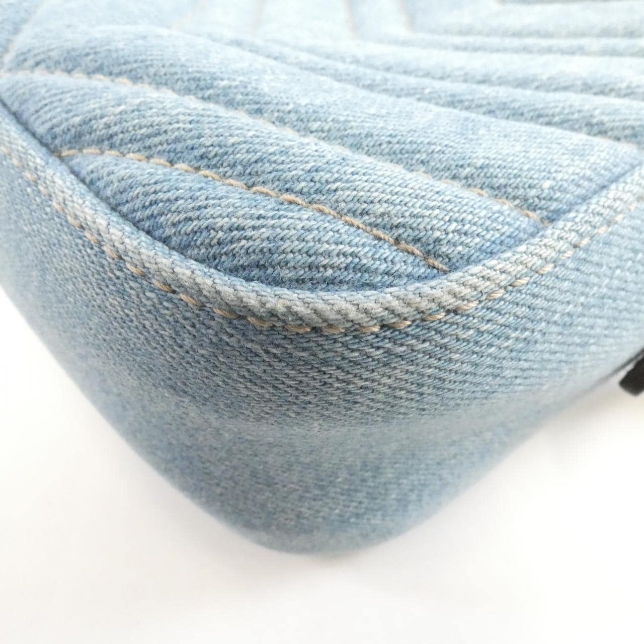 グッチ GG MARMONT 447632 9B53T ショルダーバッグ