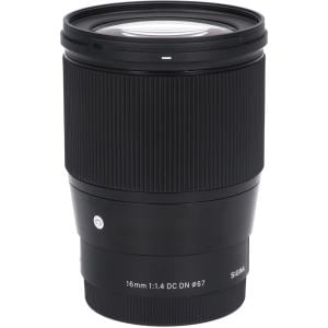 ソニーＥ１６ｍｍ　Ｆ１．４ＤＣ　ＤＮ（Ｃ）