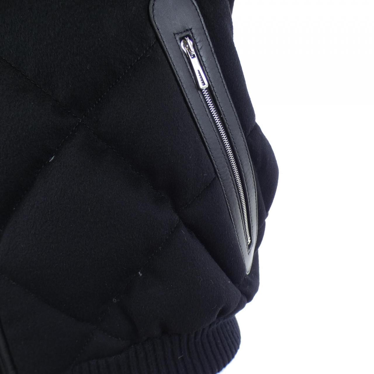 エルメス HERMES *17-7203 ダウンベスト