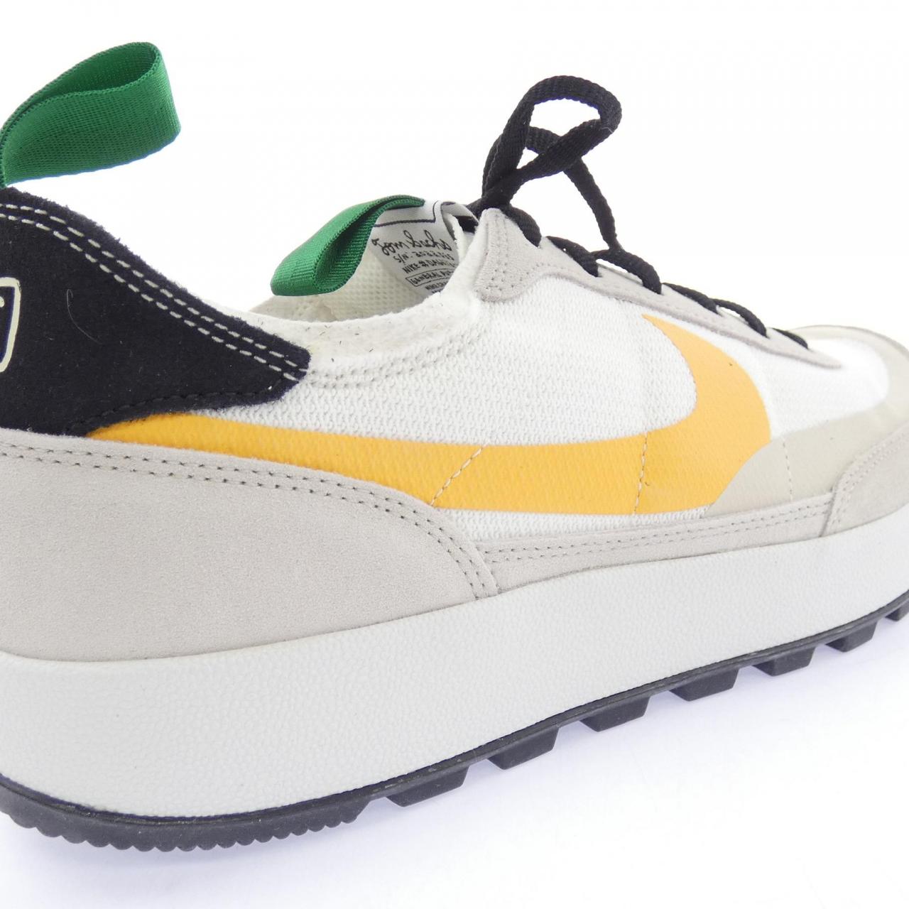 ナイキ NIKE DA6672-100 スニーカー
