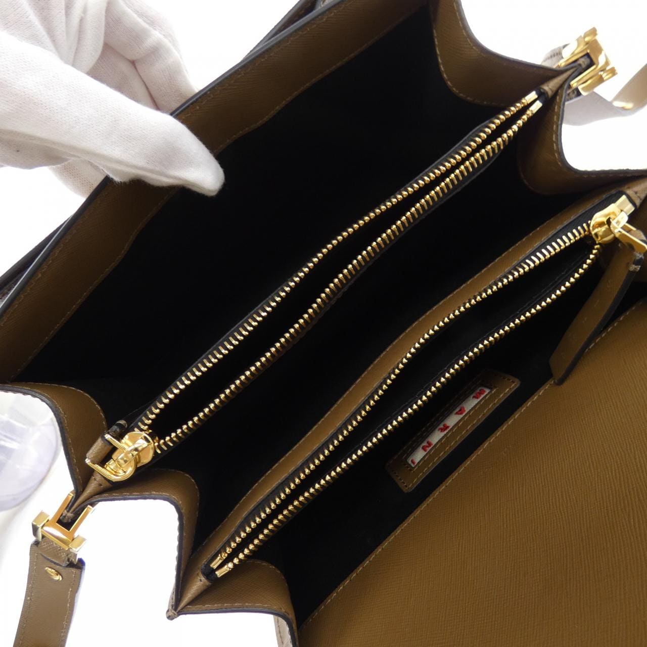 マルニ MARNI TRUNK BAG