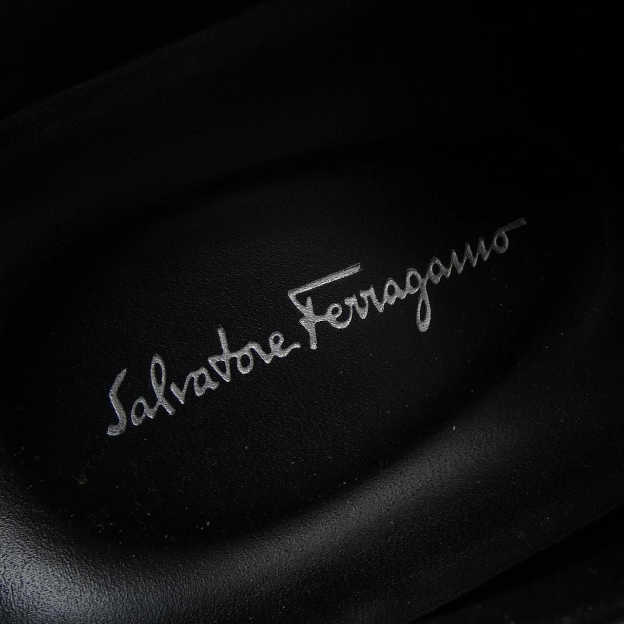 サルヴァトーレフェラガモ SALVATORE FERRAGAMO スニーカー