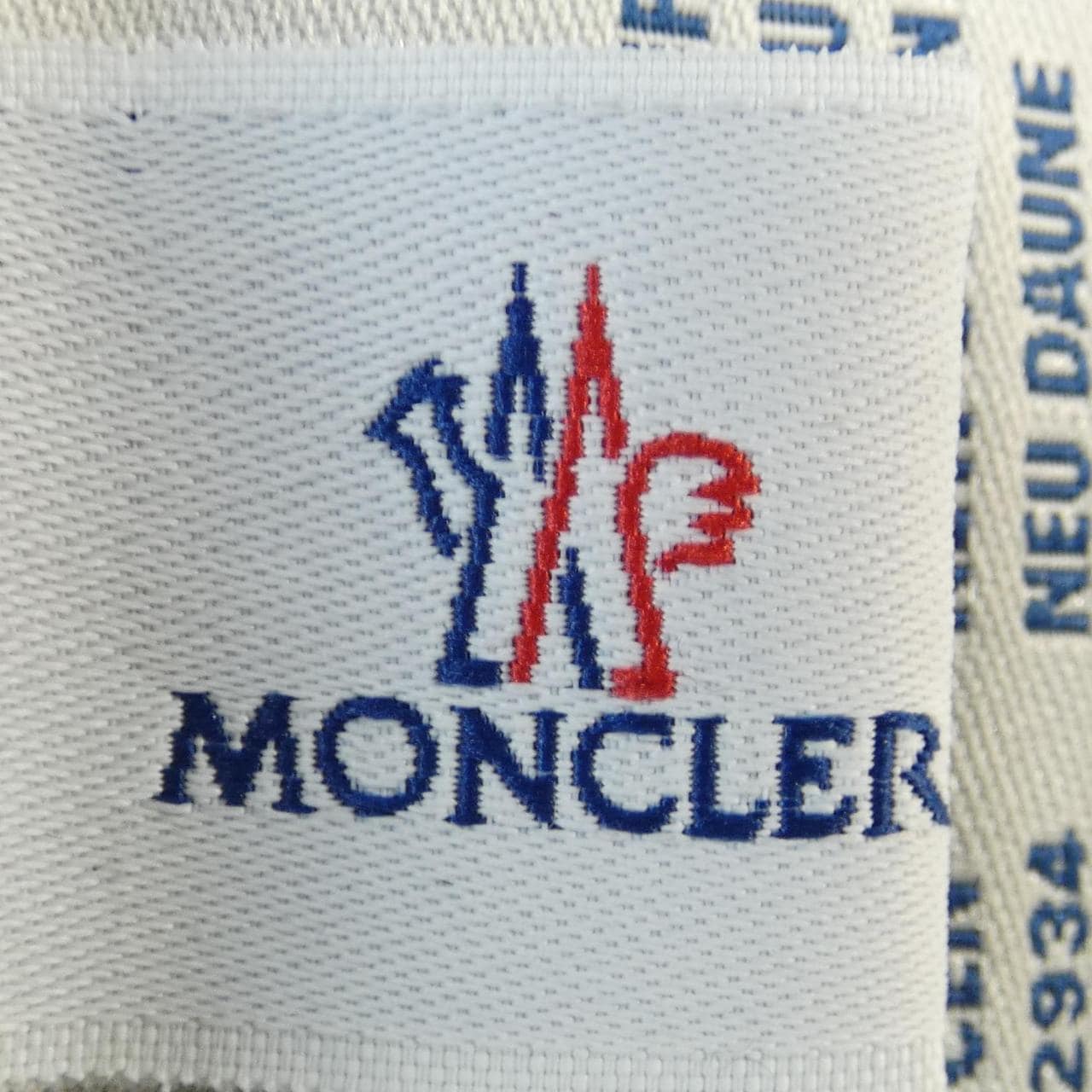 モンクレール MONCLER ダウンジャケット