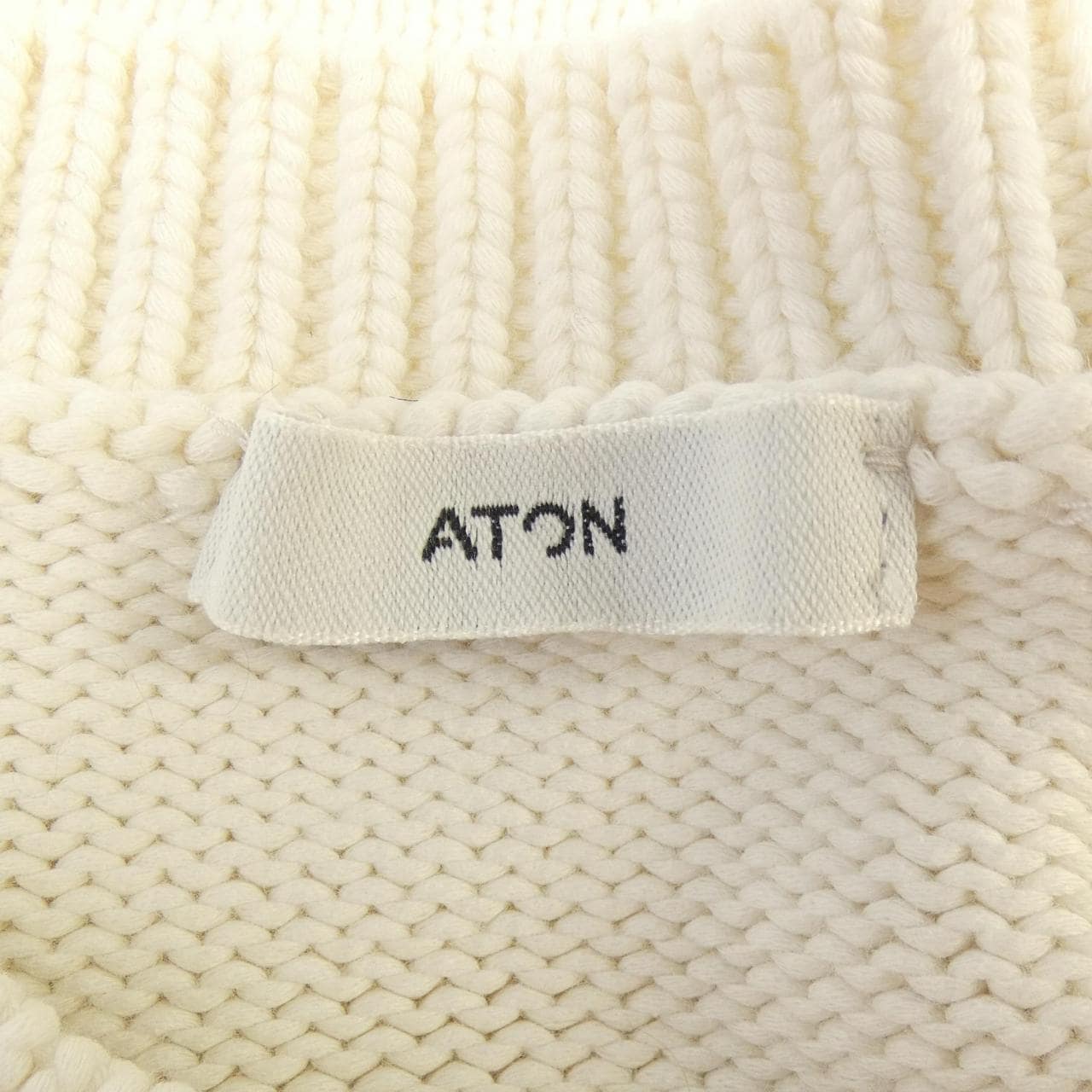 エイトン ATON ニット