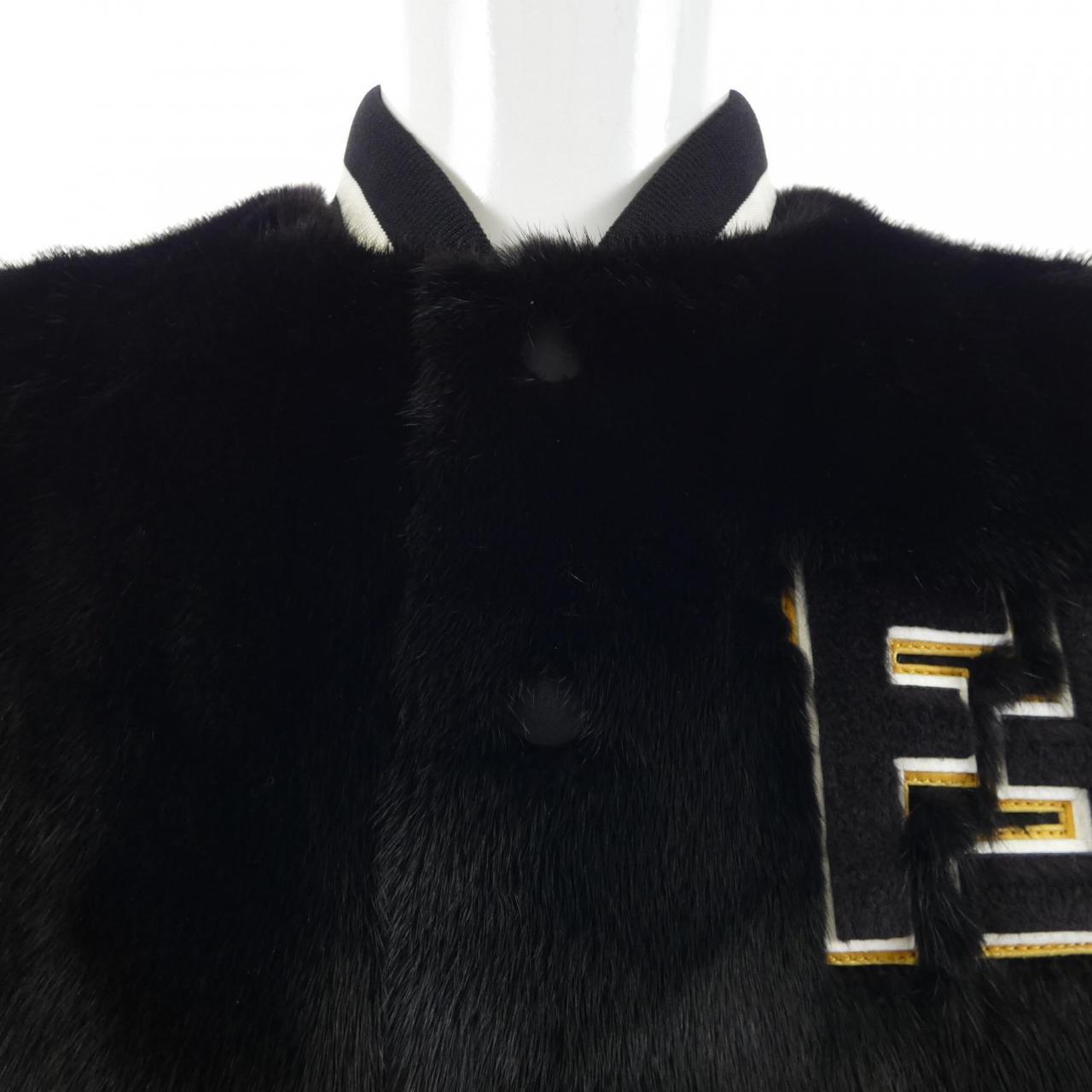 フェンディ FENDI FNE75L Z0DS ブルゾン