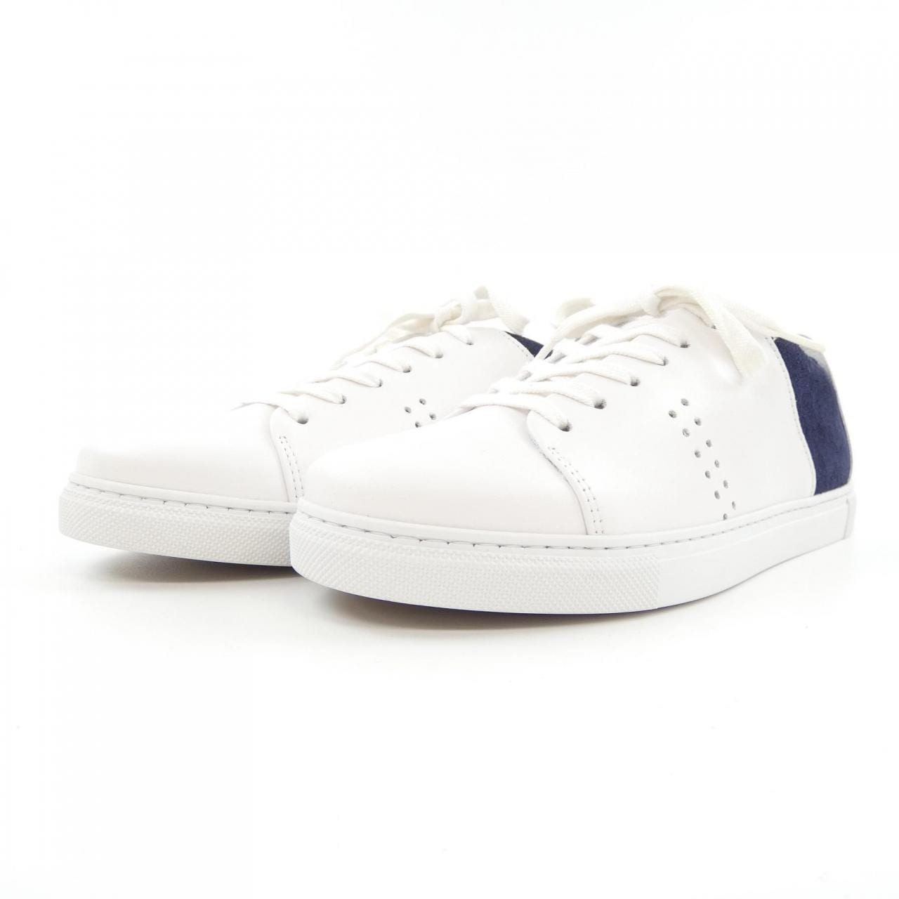 MMOUSTACHE スニーカー